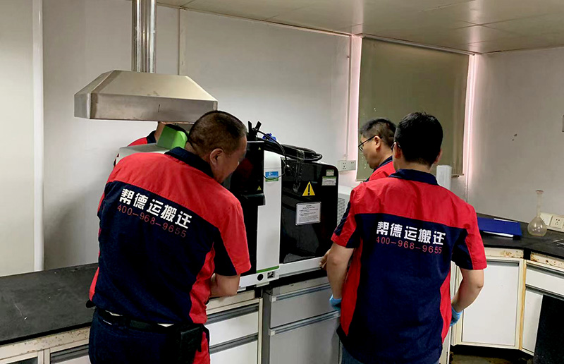 精密儀器設(shè)備搬運(yùn)