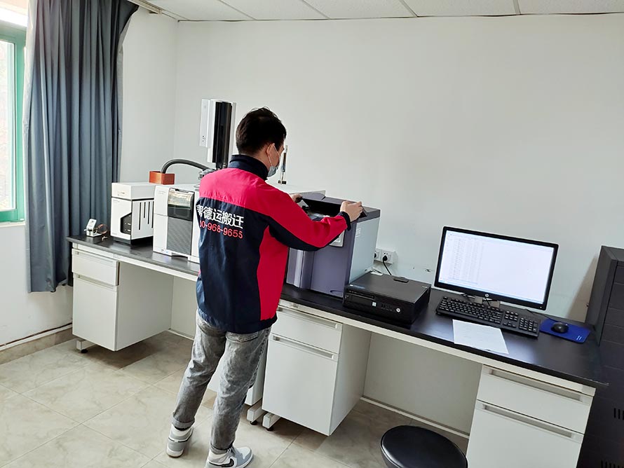 怎么搬熱脫附氣質(zhì)聯(lián)用儀等試驗(yàn)設(shè)備